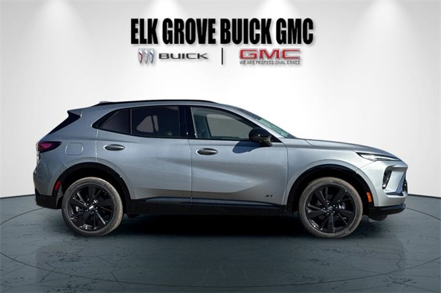 New 2025 Buick Envision Sport Touring image 3