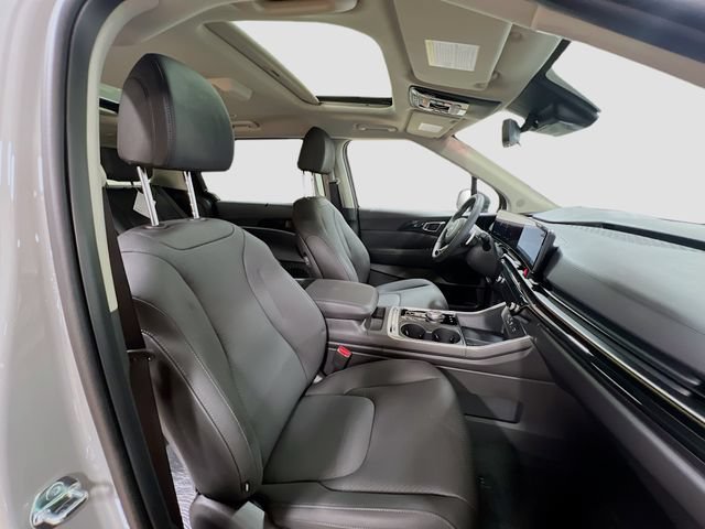 New 2026 Kia Carnival SX Prestige FWD image 31