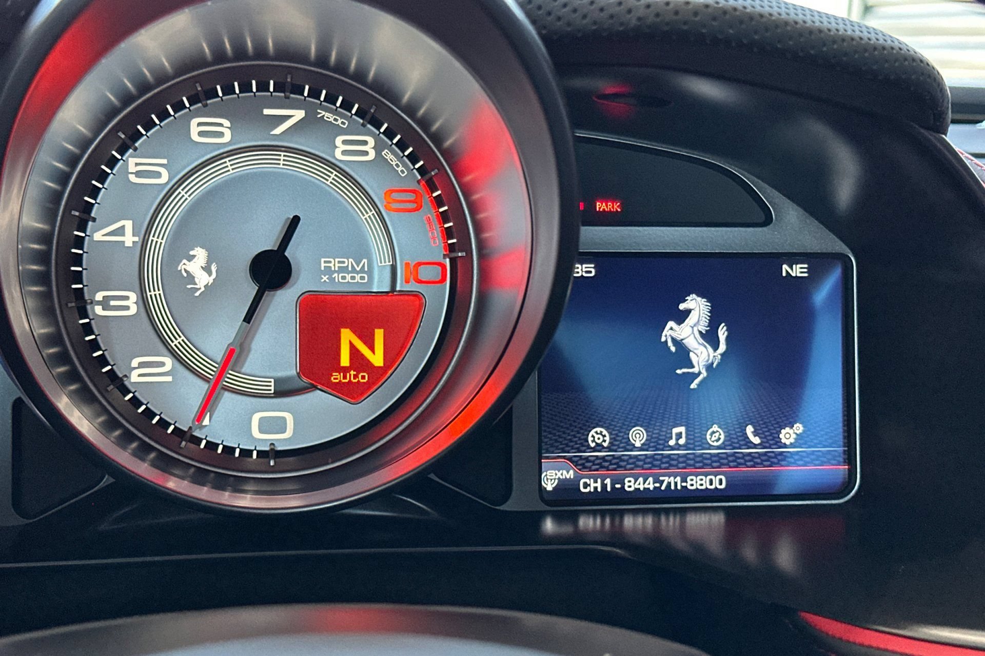 Used 2018 Ferrari 812 Superfast RWD image 31