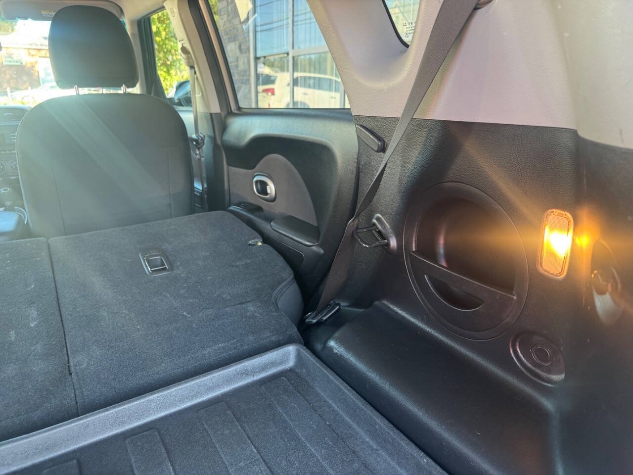 Used 2014 Kia Soul FWD image 19