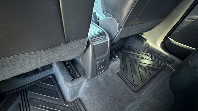 Used 2022 Buick Encore Preferred w/ Safety Package AWD/4WD image 17