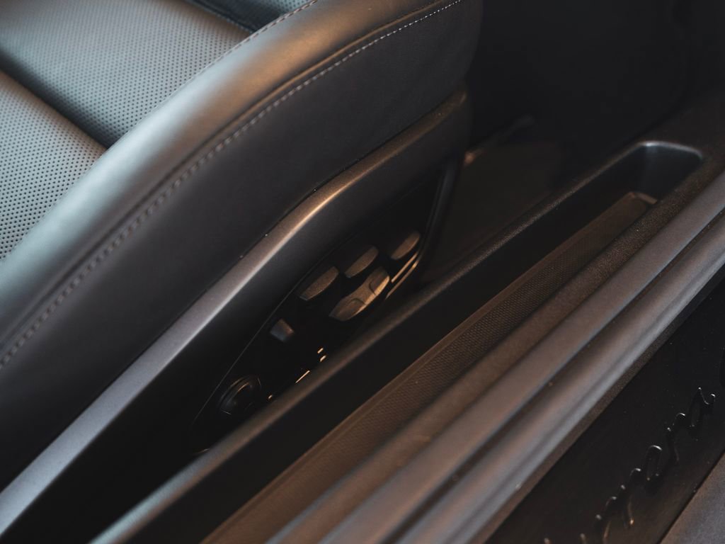 Used 2024 Porsche 911 Carrera GTS image 35