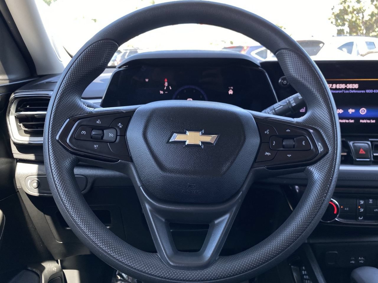 Used 2024 Chevrolet TrailBlazer LT FWD image 23
