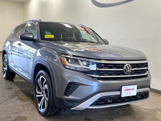 Used 2023 Volkswagen Atlas Cross Sport SEL AWD/4WD image 2