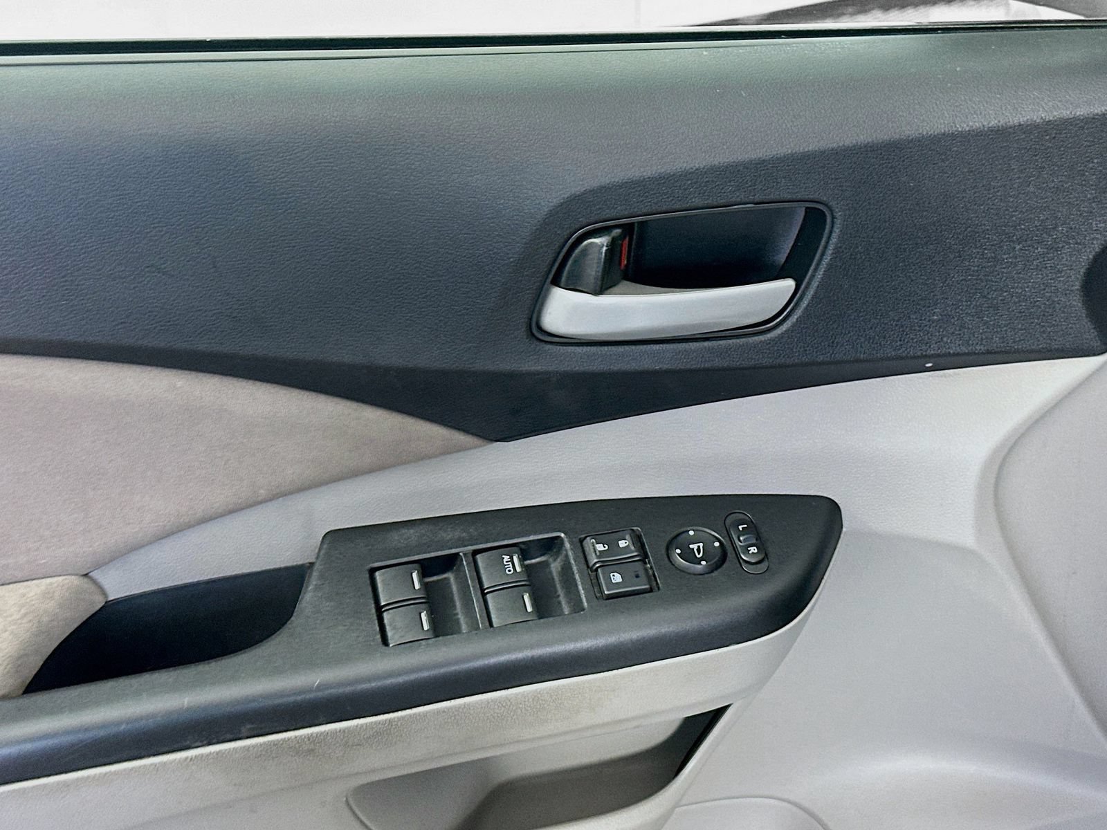 Used 2013 Honda CR-V EX image 17