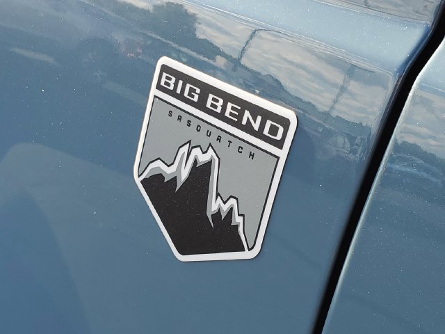 Certified 2023 Ford Bronco Big Bend w/ Sasquatch Package AWD/4WD image 7