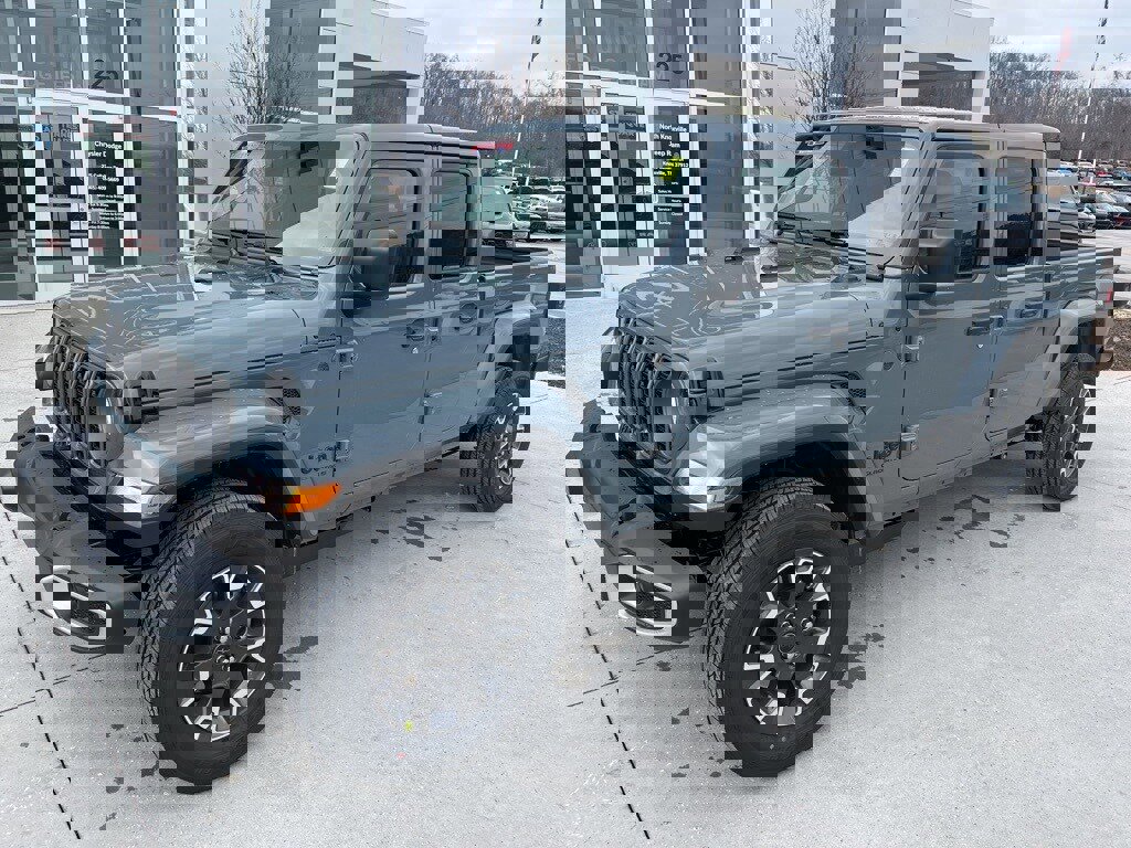 New 2026 Jeep Gladiator Sport