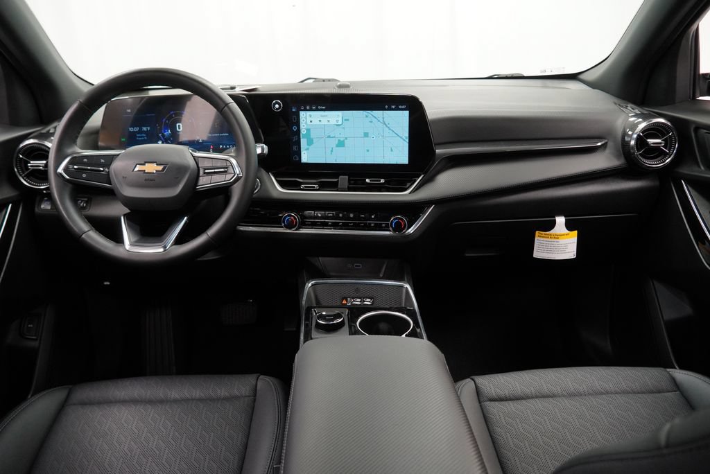 Used 2026 Chevrolet Equinox LT w/ Convenience Package II FWD image 28