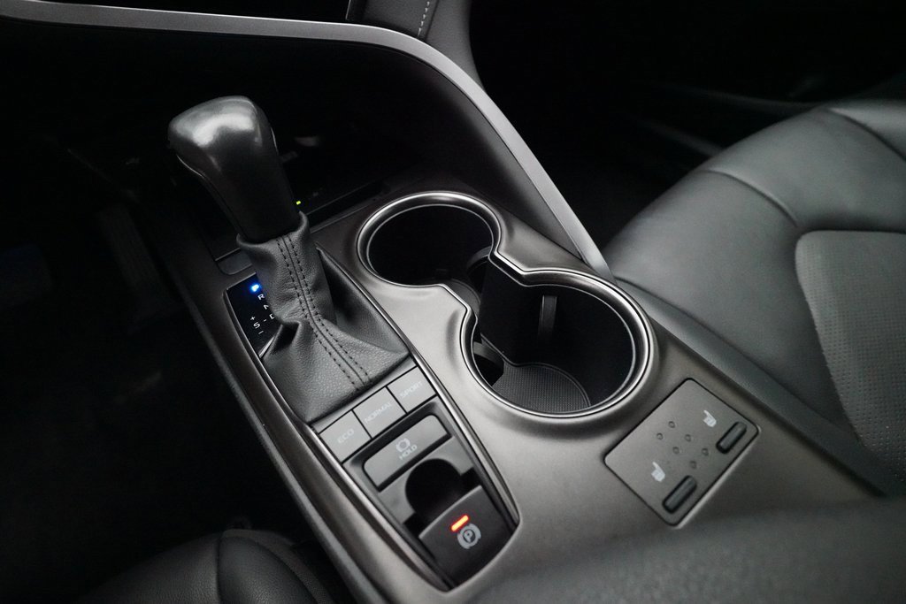 Used 2024 Toyota Camry XSE image 15