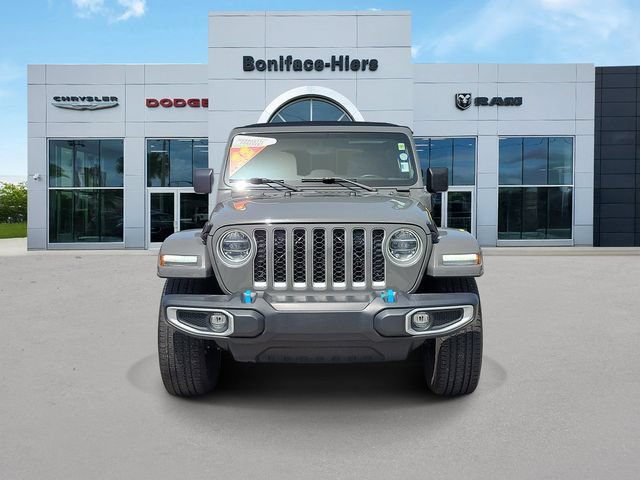 Used 2022 Jeep Wrangler Unlimited Sahara AWD/4WD image 2