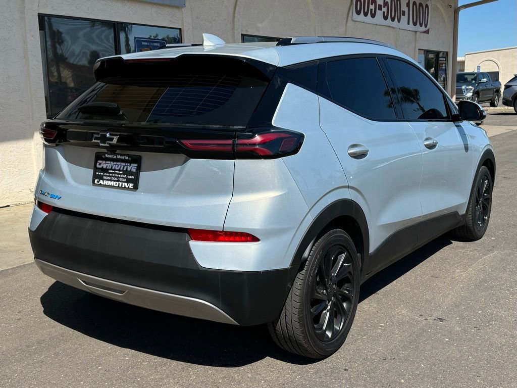 Used 2023 Chevrolet Bolt EUV LT image 4