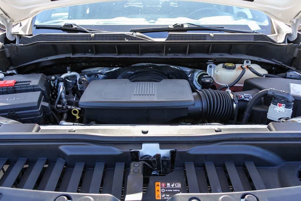 Used 2021 Chevrolet Silverado 1500 Custom Trail Boss AWD/4WD image 24