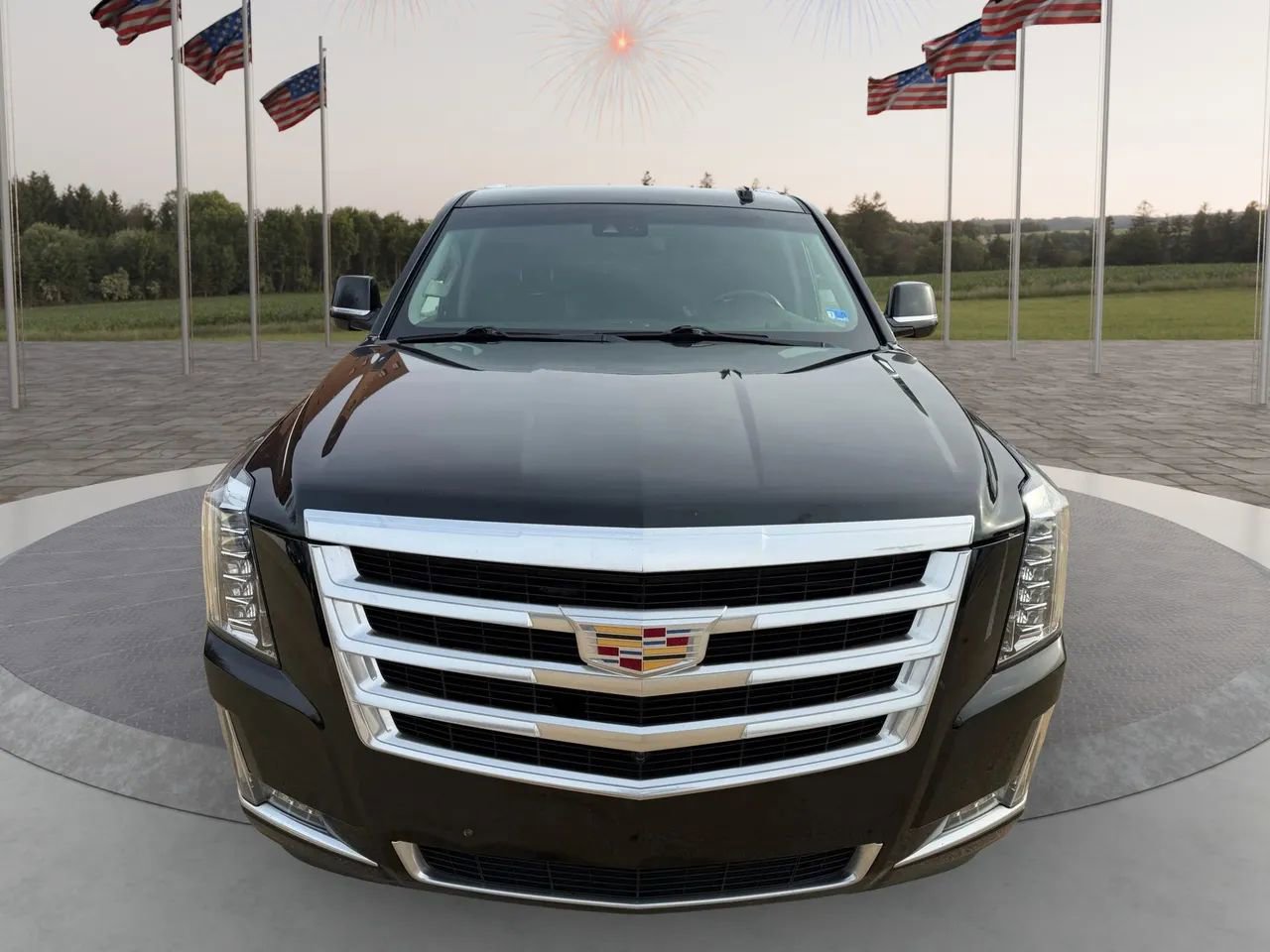 Used 2019 Cadillac Escalade Luxury image 3