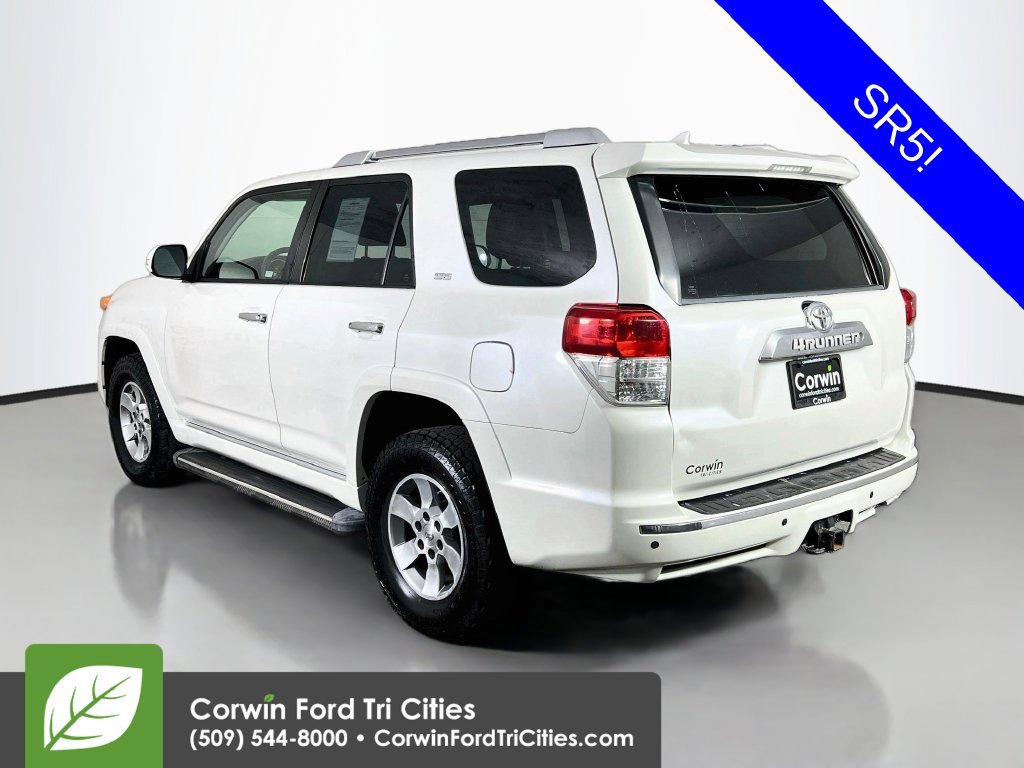 Used 2011 Toyota 4Runner SR5 w/ Premium Pkg w/Leather AWD/4WD image 10