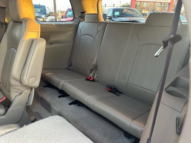 Used 2016 GMC Acadia Denali image 12