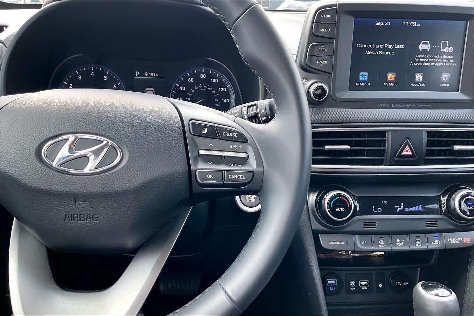 Used 2020 Hyundai Kona Limited FWD image 25