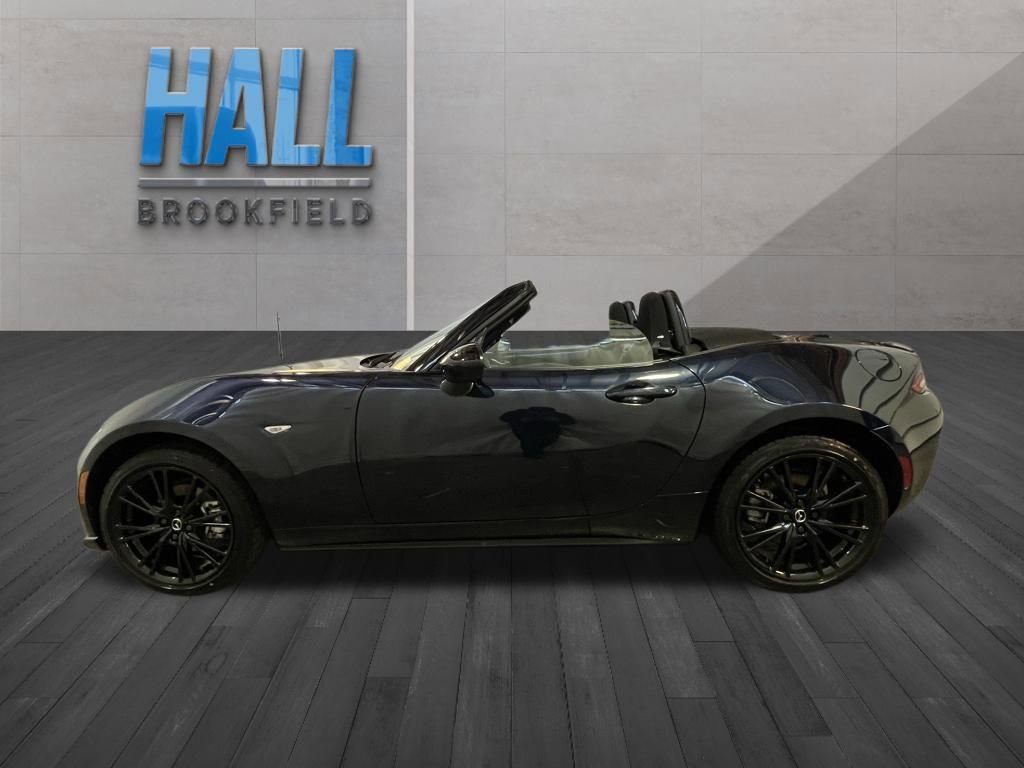 New 2026 MAZDA MX-5 Miata Club w/ Weather Package RWD image 10