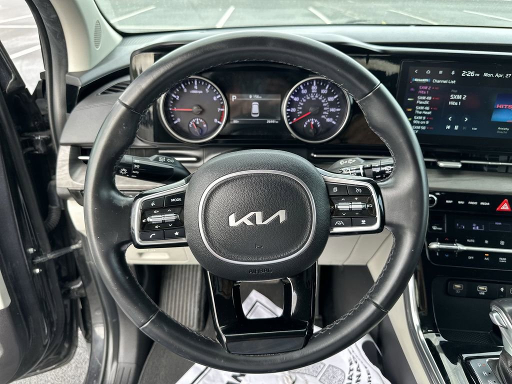 Used 2024 Kia Carnival EX FWD image 20