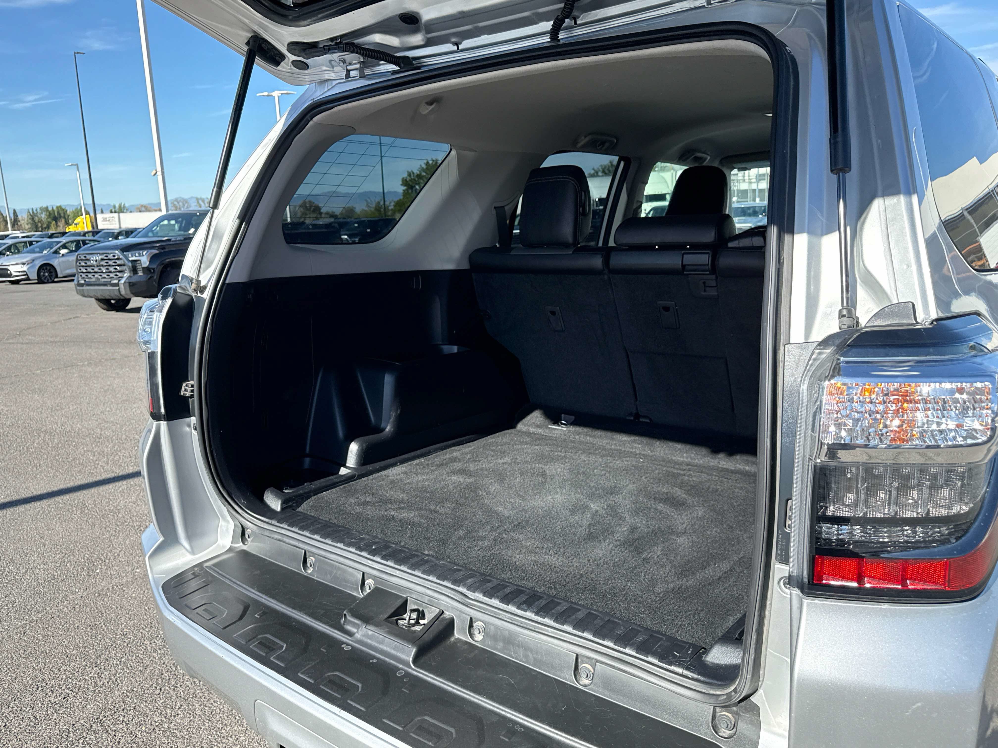 Used 2023 Toyota 4Runner SR5 Premium AWD/4WD image 15