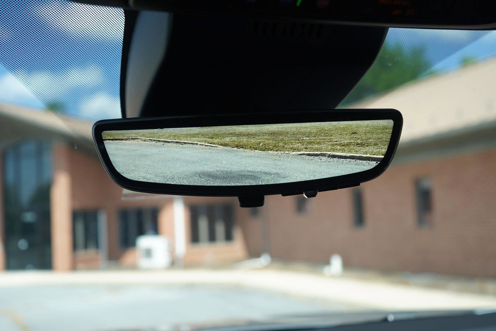 New 2025 Chevrolet Suburban Premier image 23