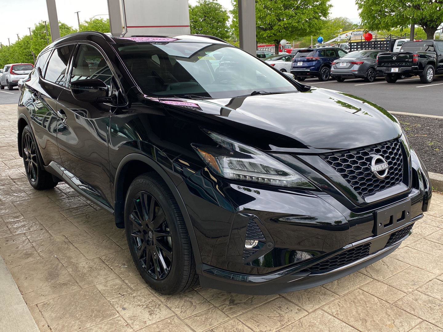 Certified 2024 Nissan Murano SV w/ SV Midnight Edition Package AWD/4WD image 3