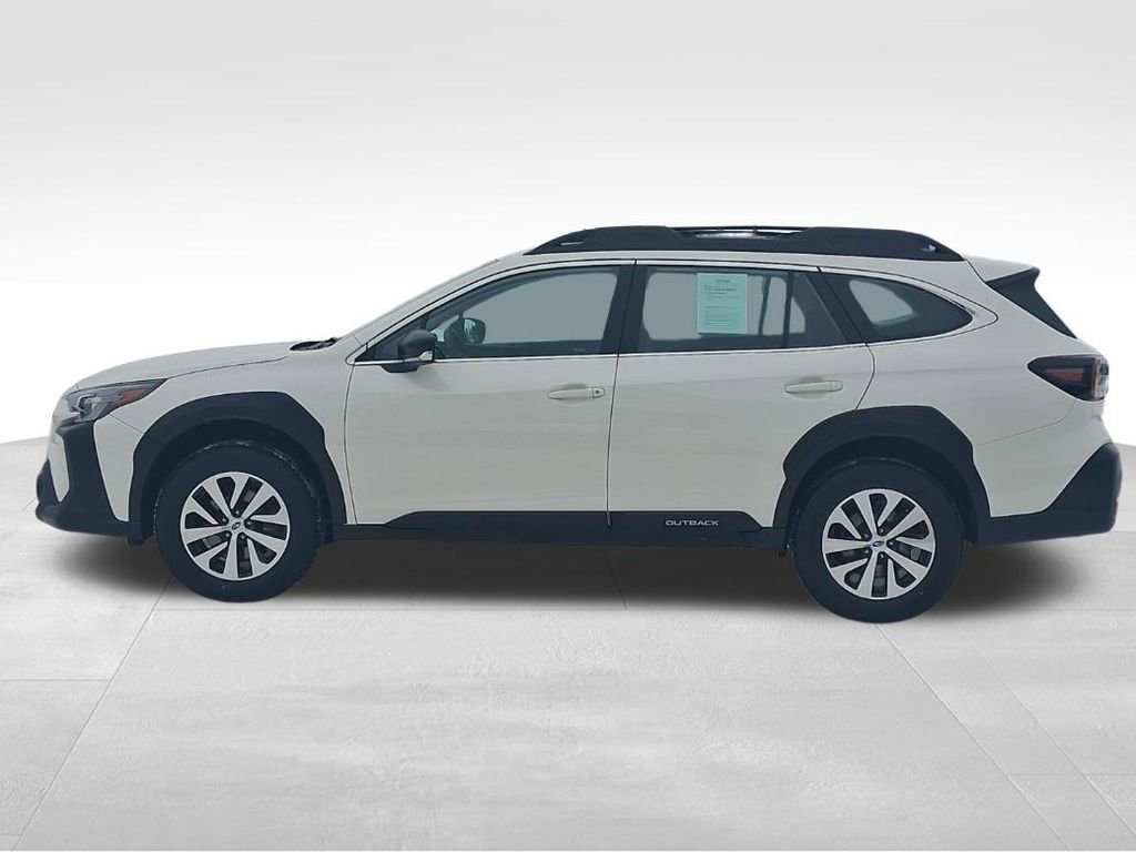 Used 2023 Subaru Outback 2.5i image 10