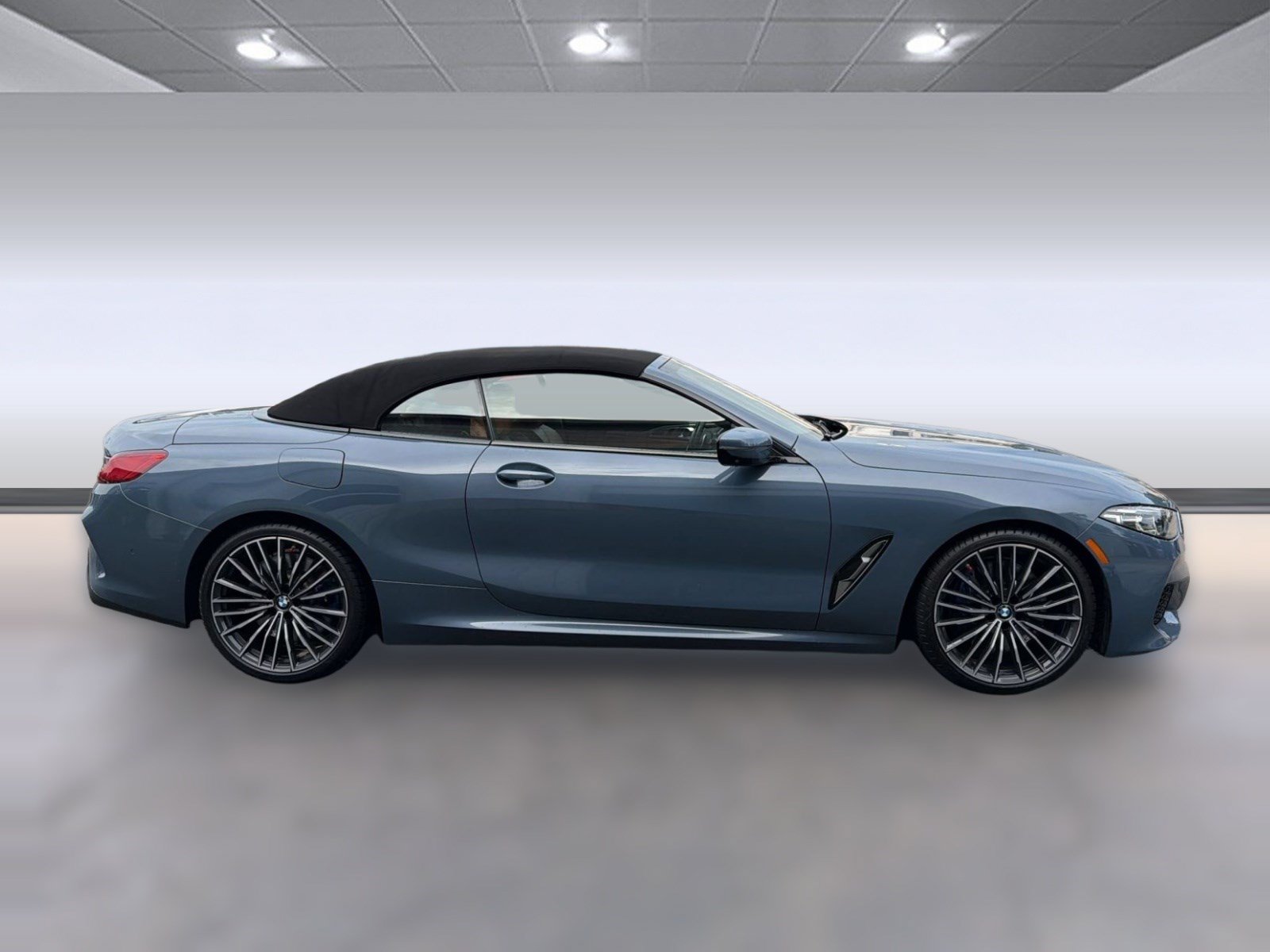 Used 2022 BMW 840i Convertible w/ Comfort Seating Package RWD image 29