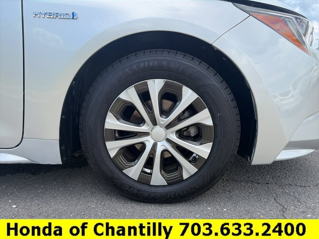 Used 2020 Toyota Corolla LE FWD image 27