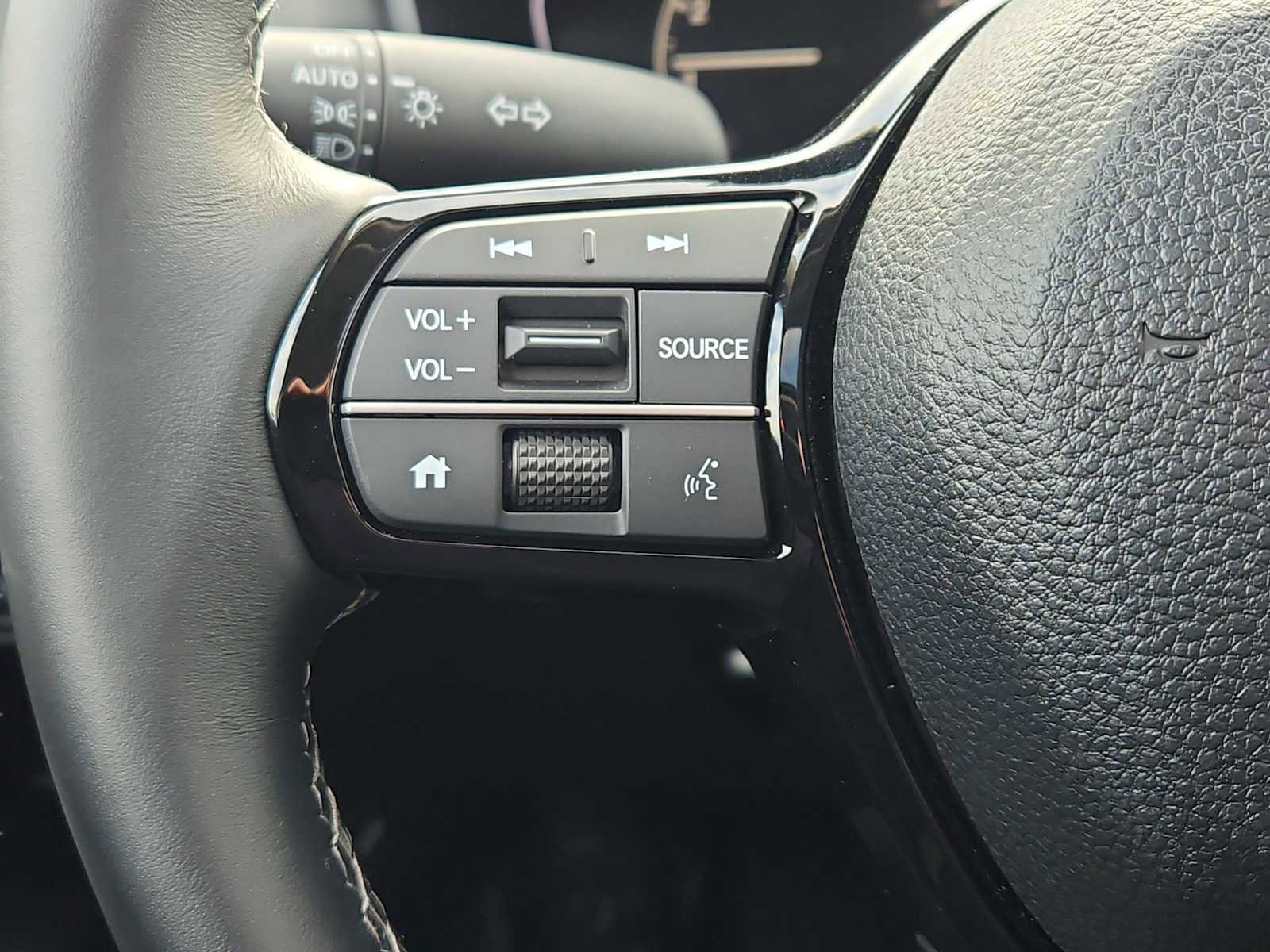 Certified 2024 Honda Civic EX image 15