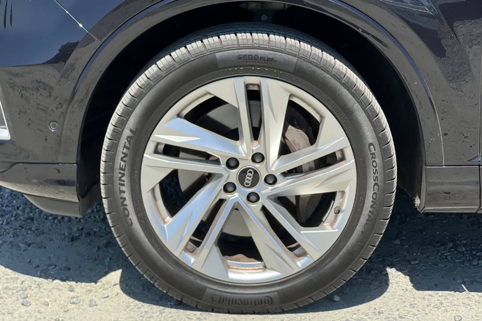 Used 2021 Audi Q7 2.0T Premium w/ Convenience Package AWD/4WD image 12