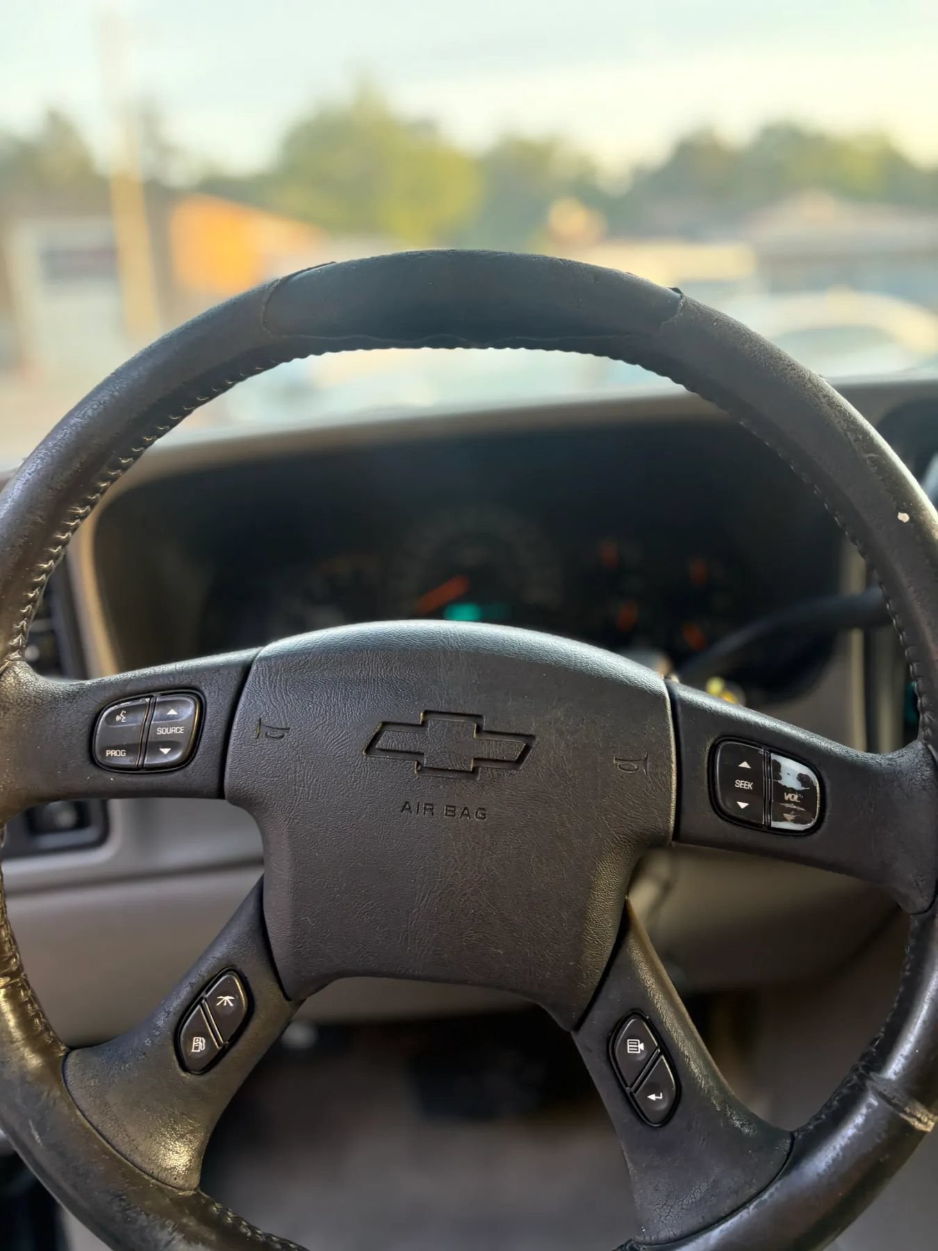 Used 2003 Chevrolet Silverado 2500 LT w/ Skid Plate Package AWD/4WD image 13