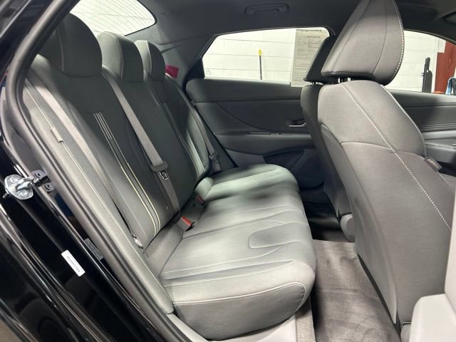 Used 2026 Hyundai Elantra Sport FWD image 17
