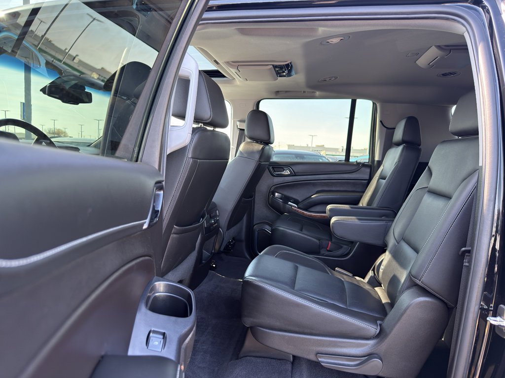 Used 2019 Chevrolet Suburban Premier image 30