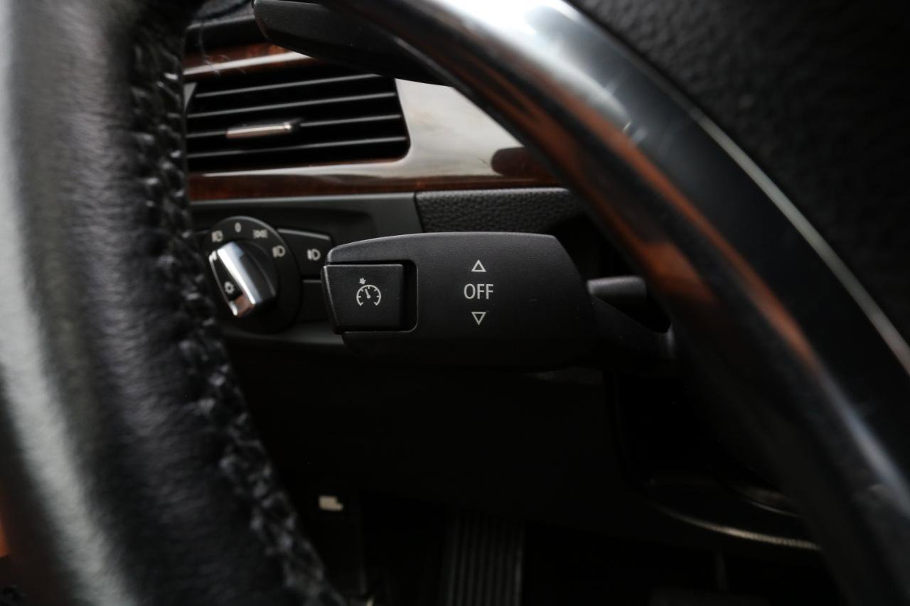 Used 2012 BMW 328i xDrive Coupe image 24