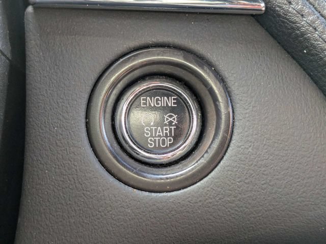 Used 2013 Lincoln MKS FWD image 31