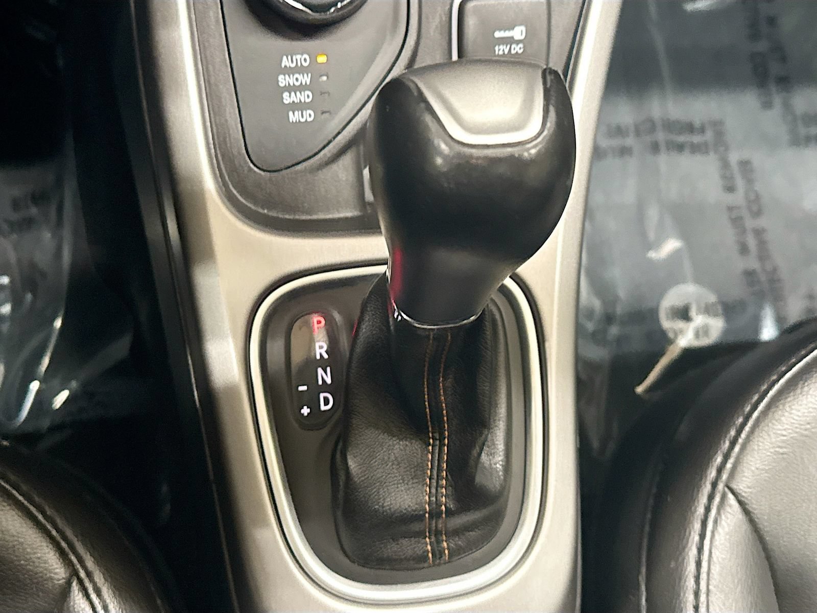 Used 2018 Jeep Compass Latitude w/ Popular Equipment Group AWD/4WD image 19