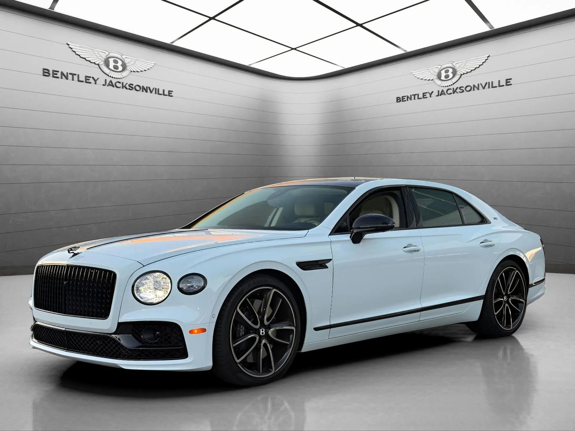 Used 2024 Bentley Flying Spur V8 image 7