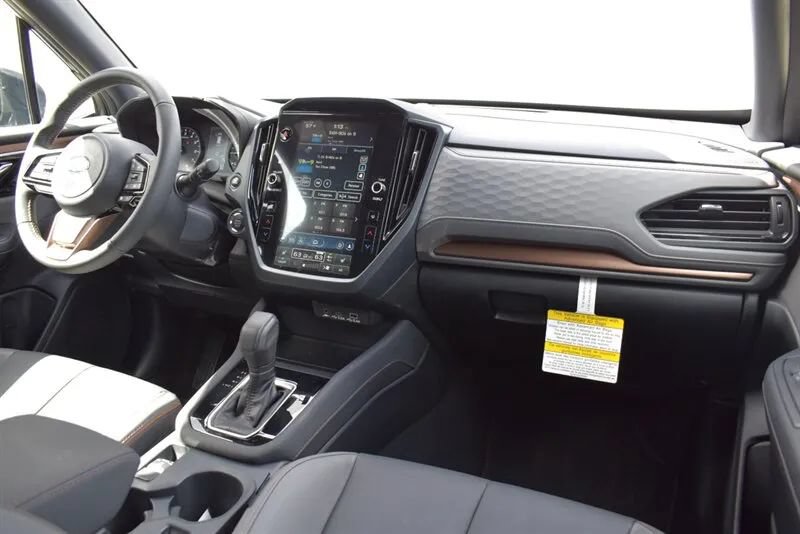 Used 2025 Subaru Forester Sport AWD/4WD image 13