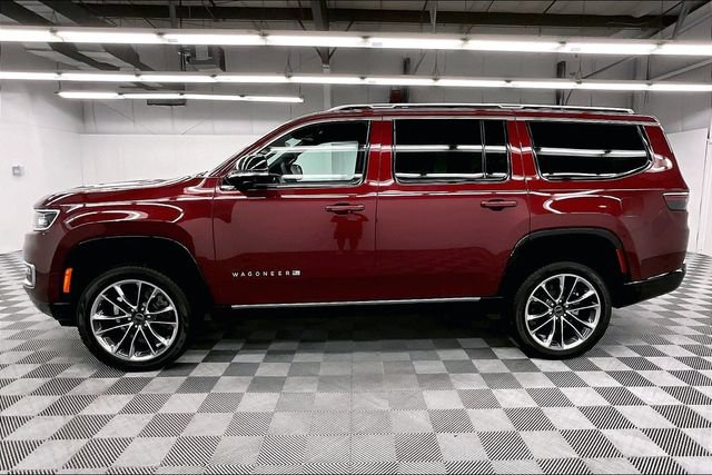 Used 2025 Jeep Wagoneer Series III w/ Premium Group I AWD/4WD image 13