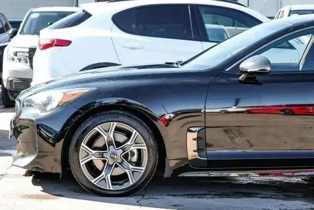 Used 2021 Kia Stinger GT-Line image 11