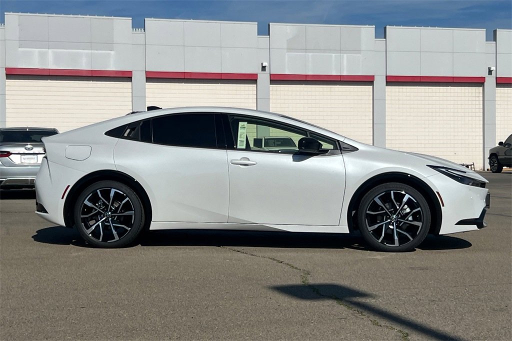 New 2026 Toyota Prius XSE image 3