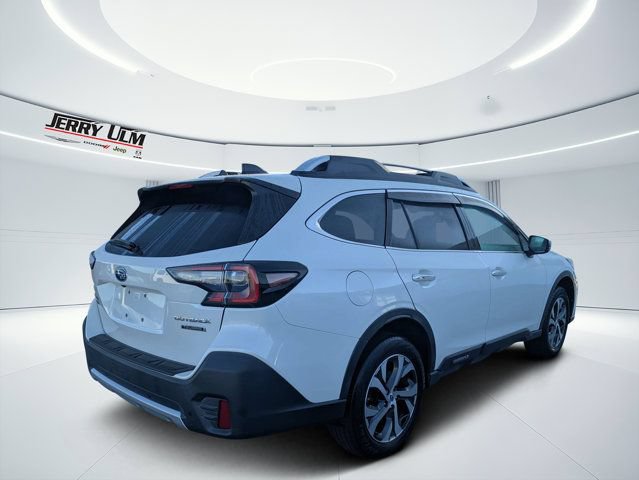 Used 2022 Subaru Outback Touring AWD/4WD image 3