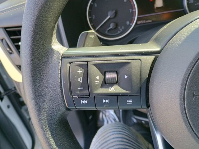 Used 2024 Nissan Rogue SV image 28