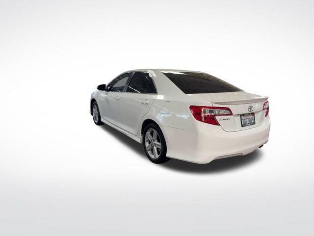 Used 2014 Toyota Camry SE FWD image 8