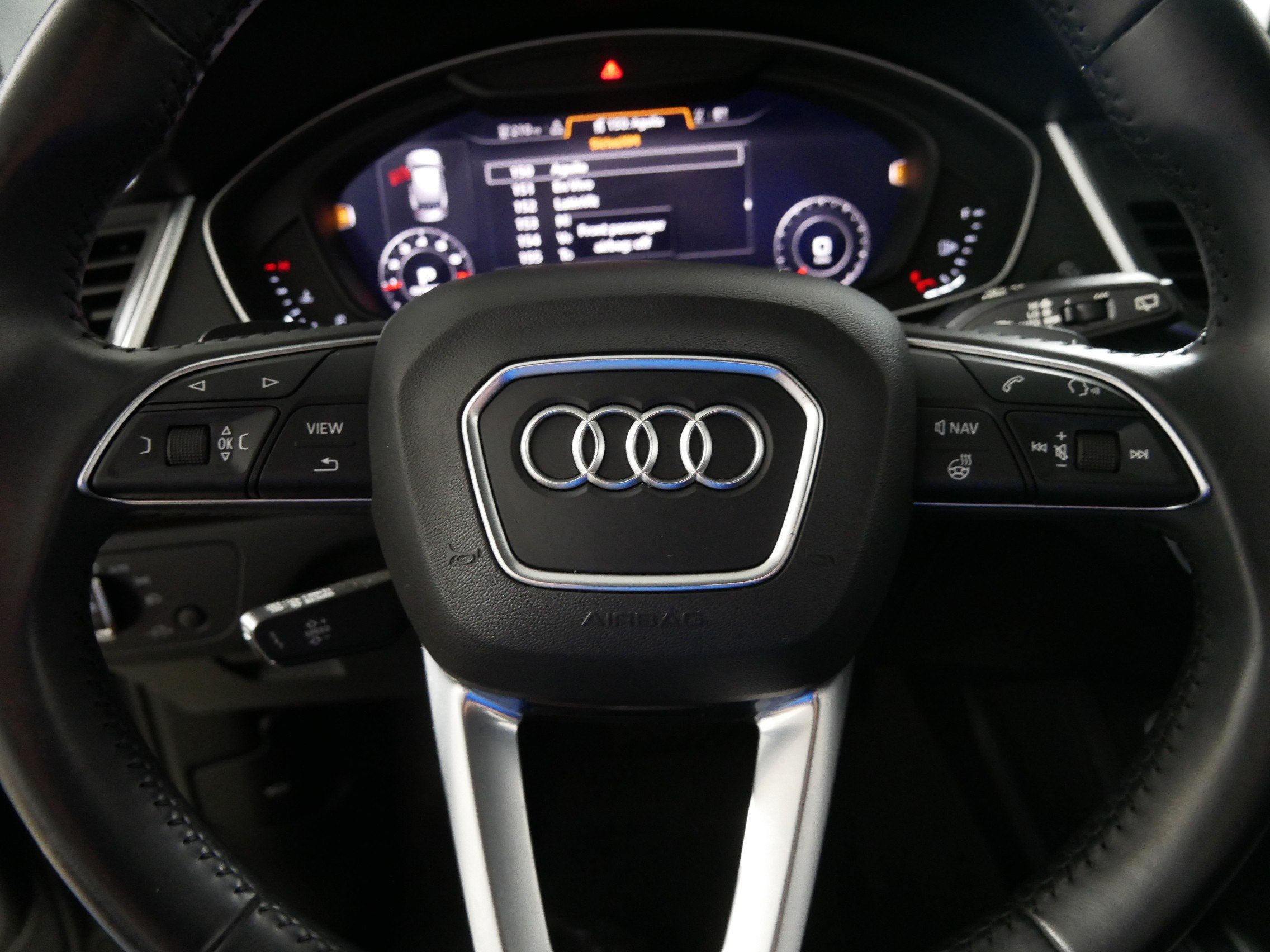 Used 2020 Audi Q5 2.0T Premium Plus w/ Premium Plus Package AWD/4WD image 25
