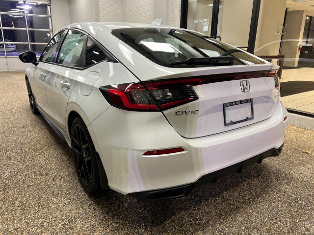 Used 2023 Honda Civic Sport image 4