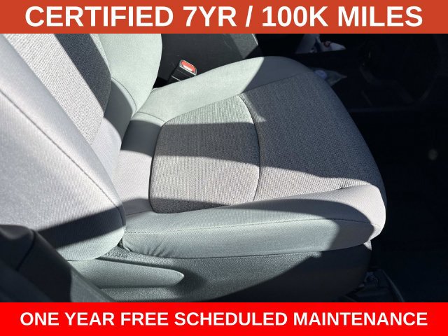 Used 2026 Toyota Sienna LE FWD image 10
