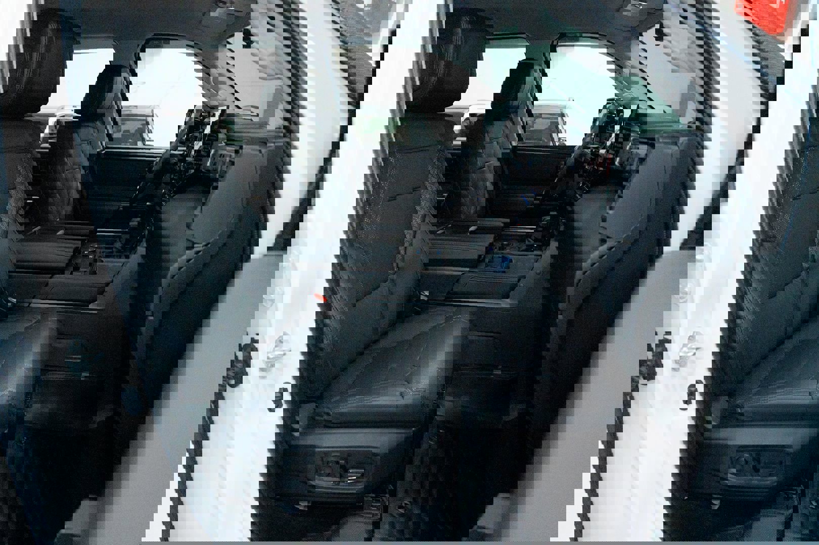 Used 2024 Toyota Tundra Limited image 45