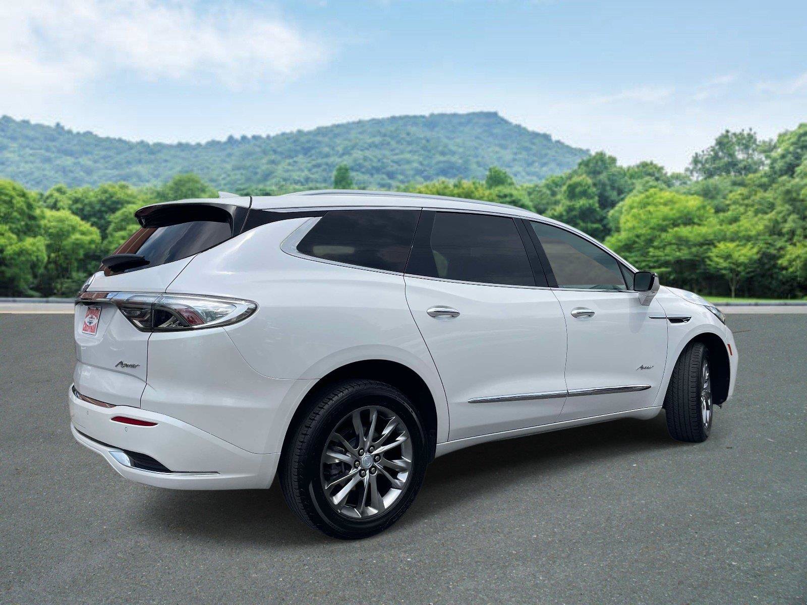 Used 2022 Buick Enclave Avenir w/ Trailering Package, 5000 lbs. AWD/4WD image 23
