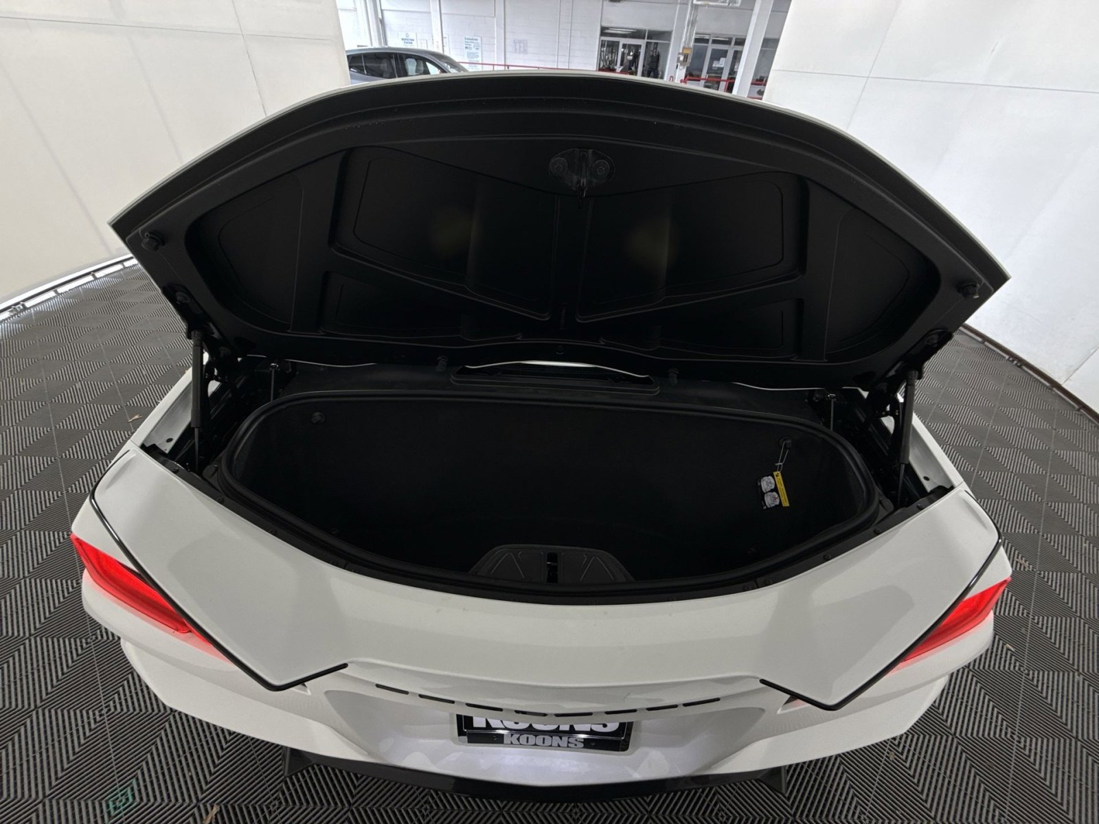 New 2025 Chevrolet Corvette E-Ray w/ Battery Protection Package image 24